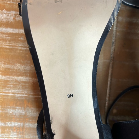 Jessica Open Toe Dress Shoe, Jewelled Toe Strap and Heel Closure - Picture 4 of 5